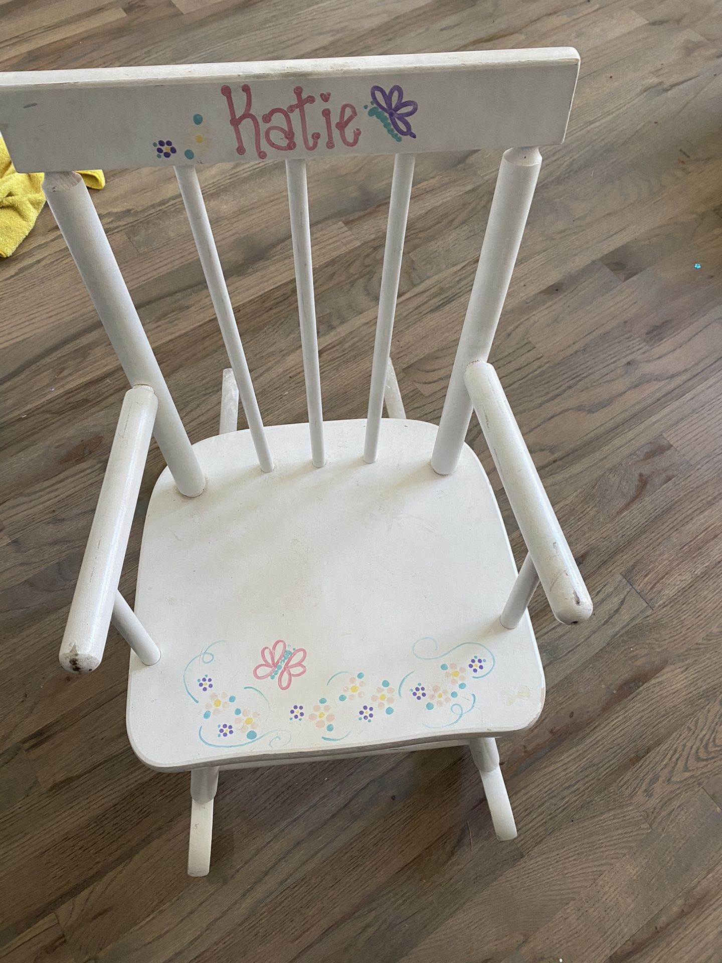 Sturdy kids rocking chair