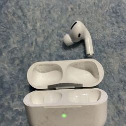 AirPods Charging Case