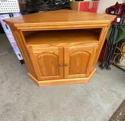 Living room TV Stand red Oak real wood cabinet