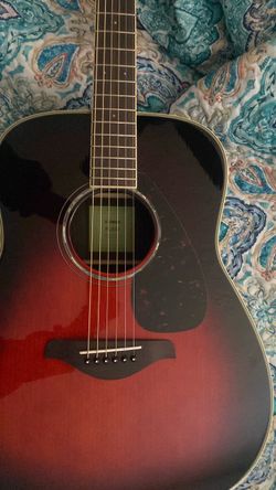 Yamaha Acoustic Guitar New