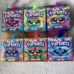 FURBY FURBLETS MINI FRIENDS 