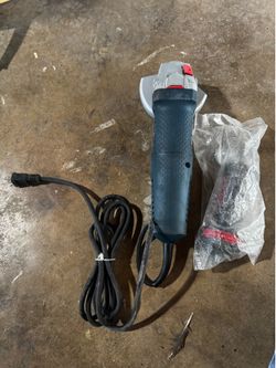 Bosch GWS10-45P 4-1/2” Angle Grinder w/ Side Handle – Works Great