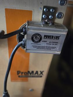 Router table plus accessories 