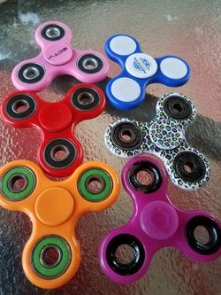 Fidget spinner lot