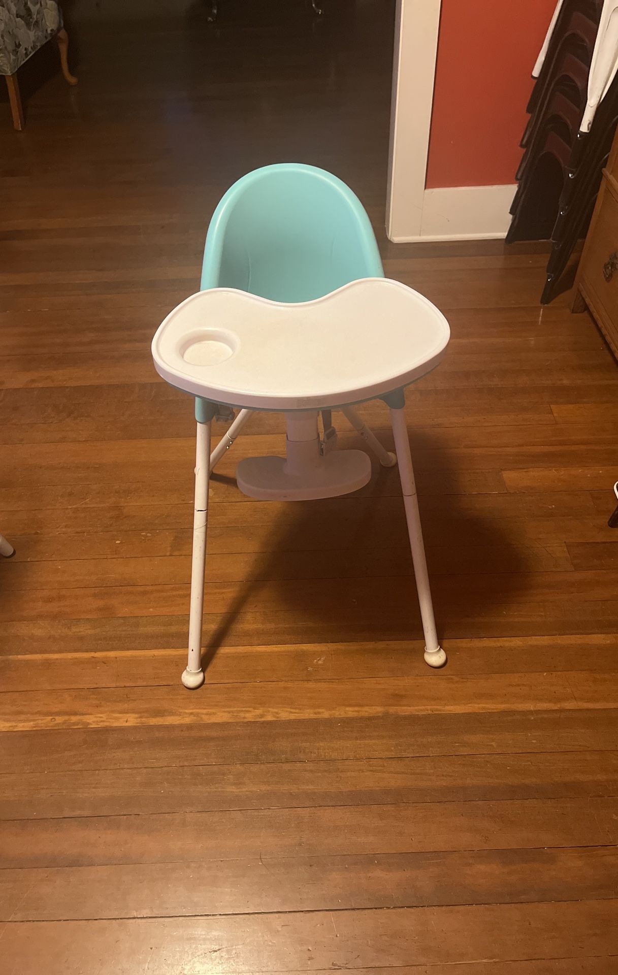“Primo” High Chair