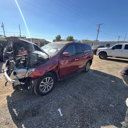 2013 Nissan Pathfinder - Parts Only #WA6