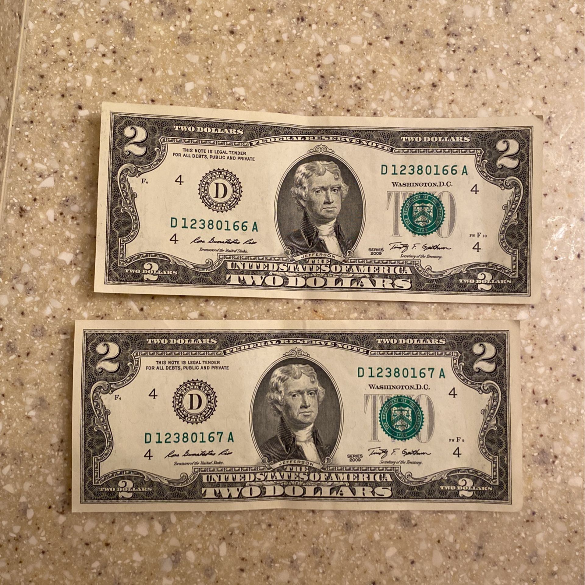 2 Dollar Bills ( Extremely Rare)
