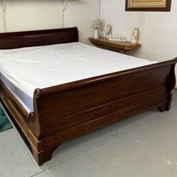 Ca King Ca King Bed