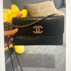 Chanel Wallet On Chain