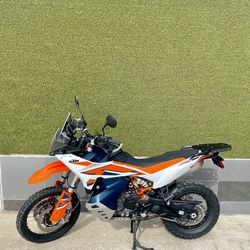 2023 KTM 890 Adventure R