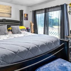 King Bedroom Set - BEST OFFER