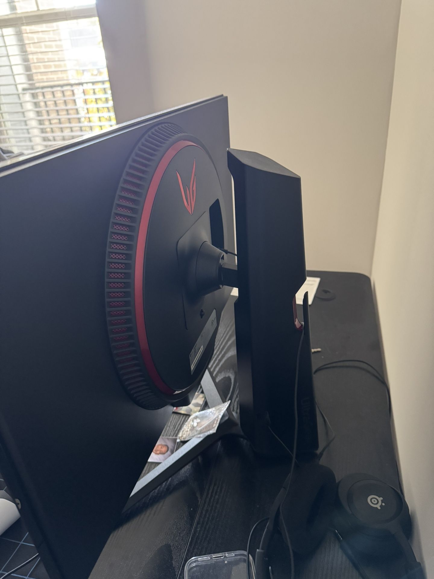27" UltraGear QHD Nano IPS 1ms 165Hz HDR Monitor with G-SYNC Compatibility