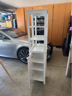 Linen tower cabinet