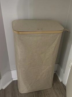 65L Slim Laundry Hamper with Lid – Gray