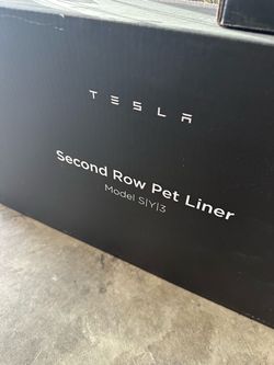 UNOPENED Tesla Model S/3/Y Pet Liner – Second Row