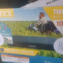 Intex Twin Airbed 75in x 10in x 39in