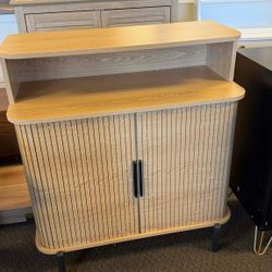 Buffet Sideboard Cabinet with Big Storage Space, Fluted Coffee Bar Cabinet with Shelves, Modern Wood Console Cabinet for Kitchen, Entryway & Living Ro