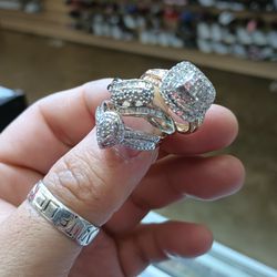 14k Diamond Rings. 499$ And Up.Come in person to negotiate. 

We finance. Very easy to get approved. 
Only 50$ down payment takes any item home. 
ASEP