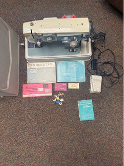 Vintage Domestic Model 1465 Sewing Machine