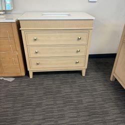 36” Bathroom Vanity In Wood Color 