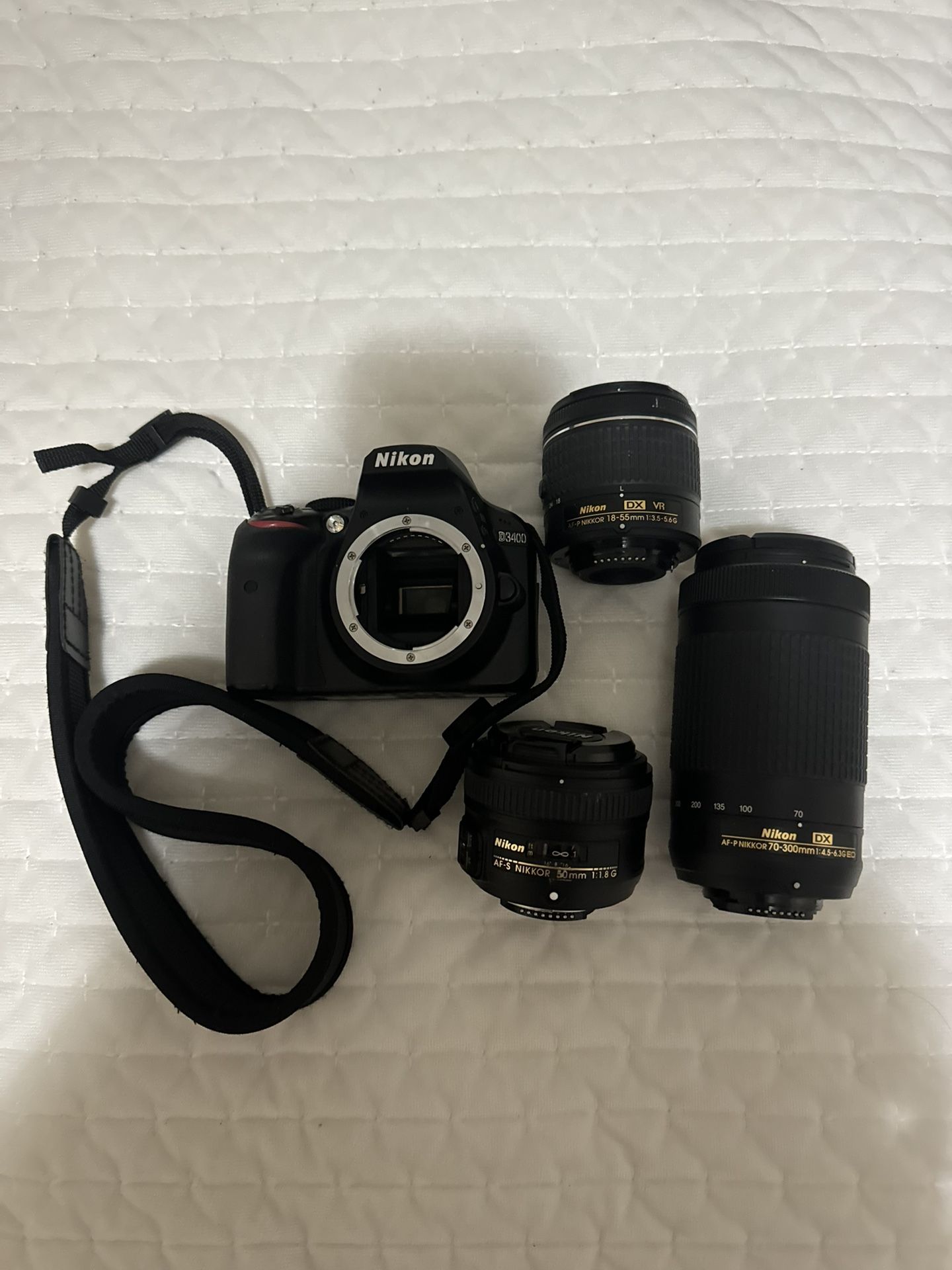 Nikon d3400 camera