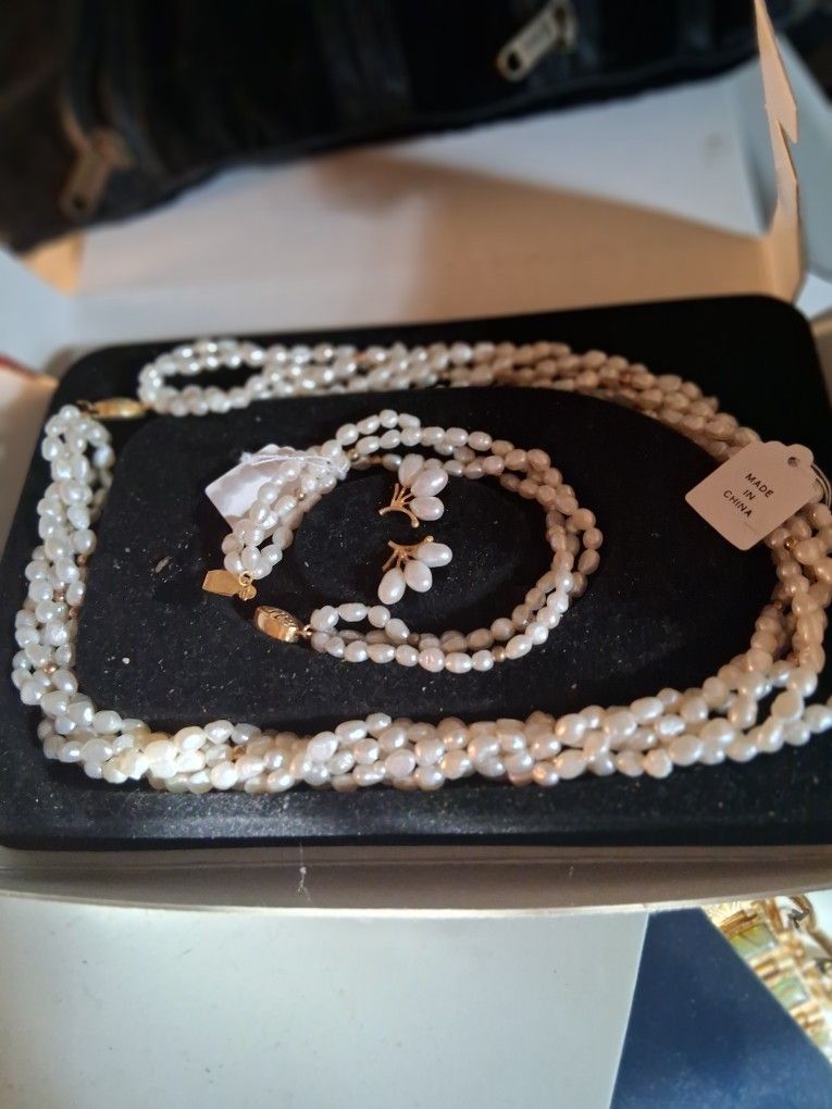 New Freshwater Pearl Set