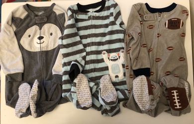 Carter’s fleece Footie pajamas 24, 18, 9, 6 Months
