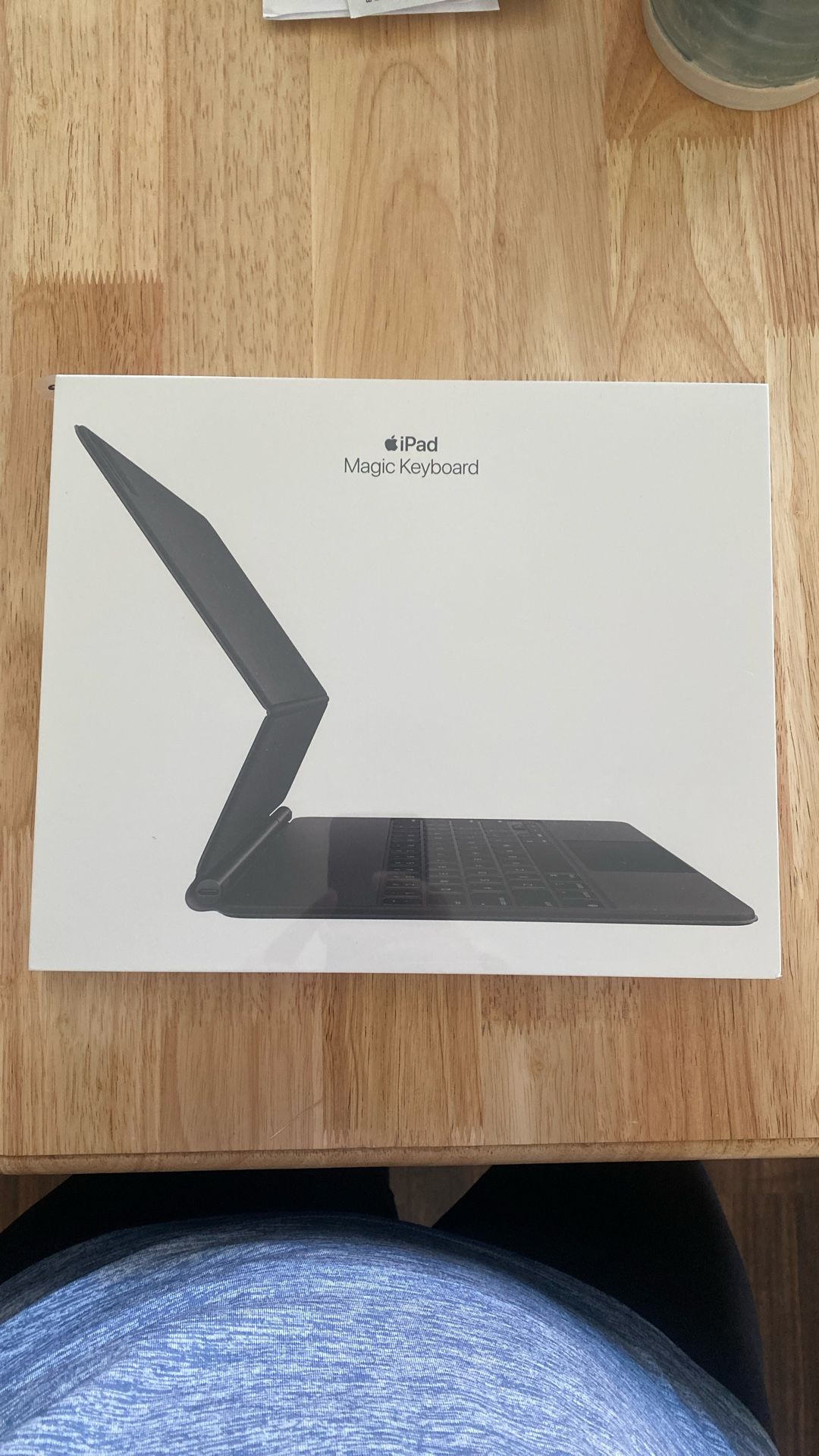 NEW-iPad Magic Keyboard (12” iPad)