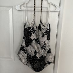 WHBM Chic Black and White Floral halter top size 12