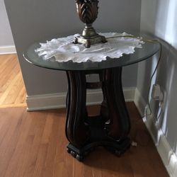 Glas Top End Table