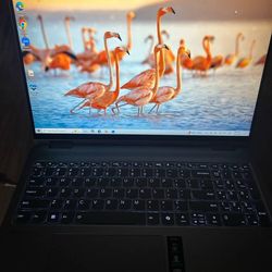 Lenovo Yoga 7 2‑in‑1 Laptop – Ryzen 7, 16GB RAM, 1TB SSD – Perfect Condition