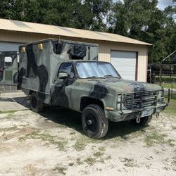 Military Truck/Ambulance .