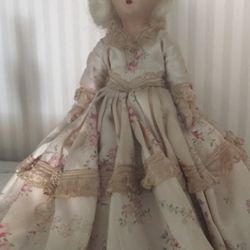 ANTIQUE DOLLS