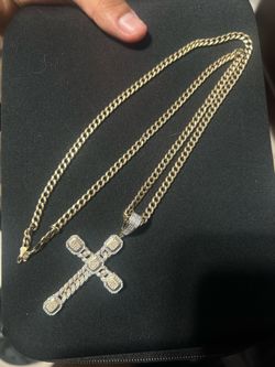 10k gold chain w cross pendant