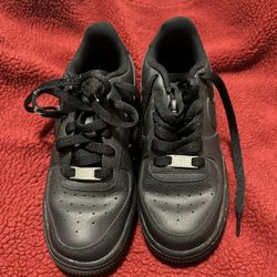Nike Air Force Size 4.5 Youth 