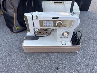 Vintage Elgin C-605 Sewing Machine W/ Cover (Serviced)
