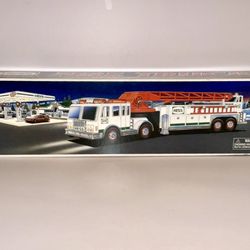 Hess Toy Truck 2000 Fire Engine Gasoline Promotional Collectible With Box