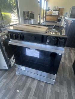 Store Closing! Last Chance @ $800 Plus $100 Discount & Free Local Drop Off 