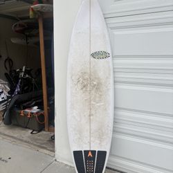 Cordell Surfboard 6’3”