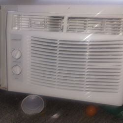 Window AC