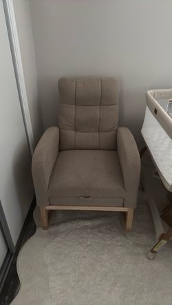 Nioiikit Rocking Chair