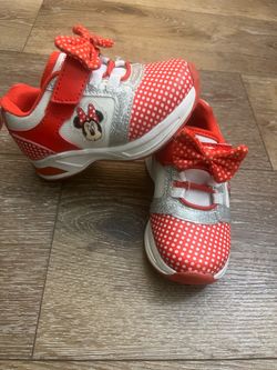 Tenis Minnie Mouse Con Luces Talla 8 Toddler (Ground Up)