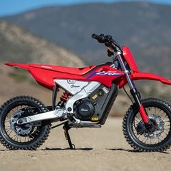 Honda CRF E2 - ELECTRIC DIRT BIKE