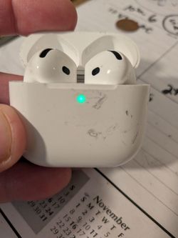 Apple airpods gen 4