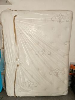 Stearns & Foster queen mattress