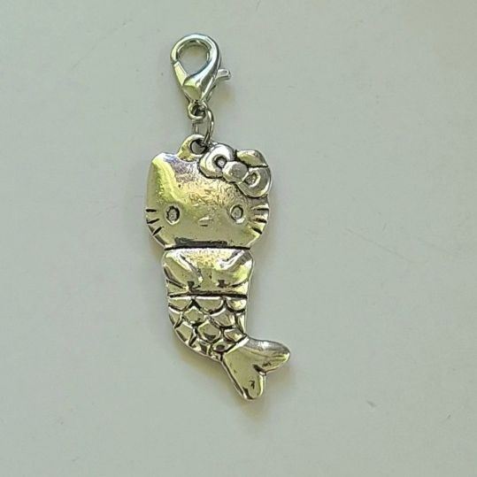 HELLO KITTY MERMAID CHARM PLANNER ZIPPER PULL