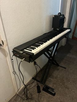 Yamaha P80 Keyboard