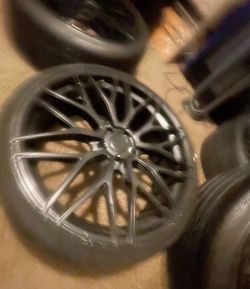Honda accord  20in rims and tire