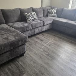 Brand New Byers Market XL Chateau Granite LAF 3pc Sectional! 🔥(TAX INCLUDED)