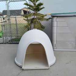 Dogloo Dog House XL for Sale in Artesia CA OfferUp